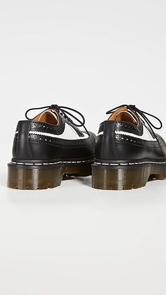 ドクターマーチン　3989 BROGUE BEX BLACK&WHITE UK4 ドクターマーチン 3989 BROGUE BEX BLACK&WHITE UK4 - メルカリ